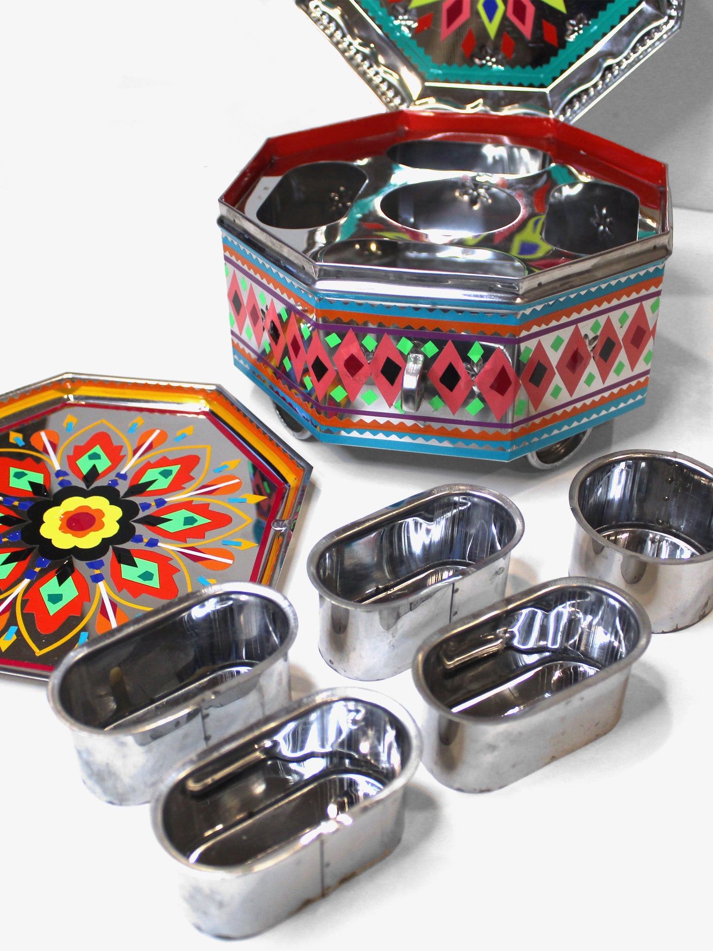 Novelty | Pakistani Motif Paan Daan