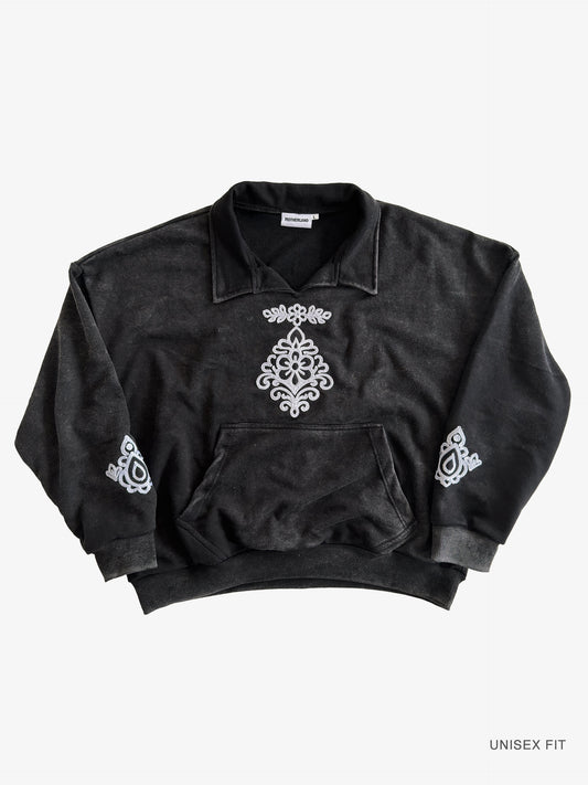 Washed French-Terry Collared Pullover: Motif 001